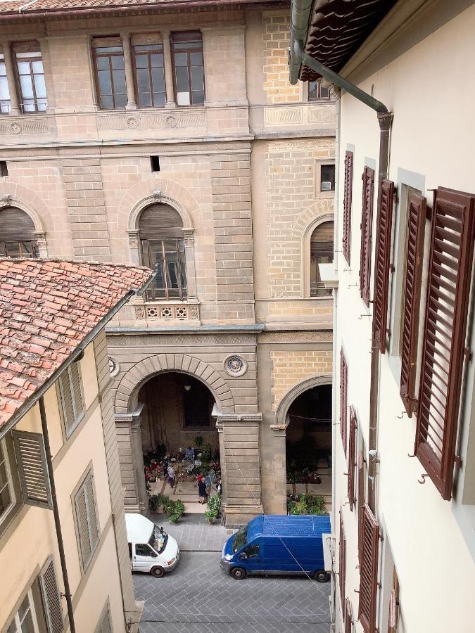 Dante Alighieri Frühstückspension